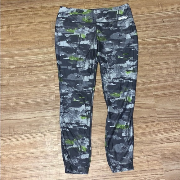 Eddie Bauer Workout Leggings 